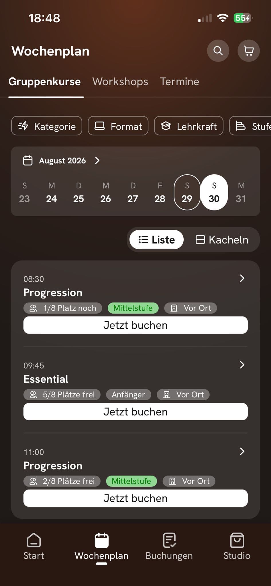 LUMÉ App mit Kursplan und Buchungsübersicht